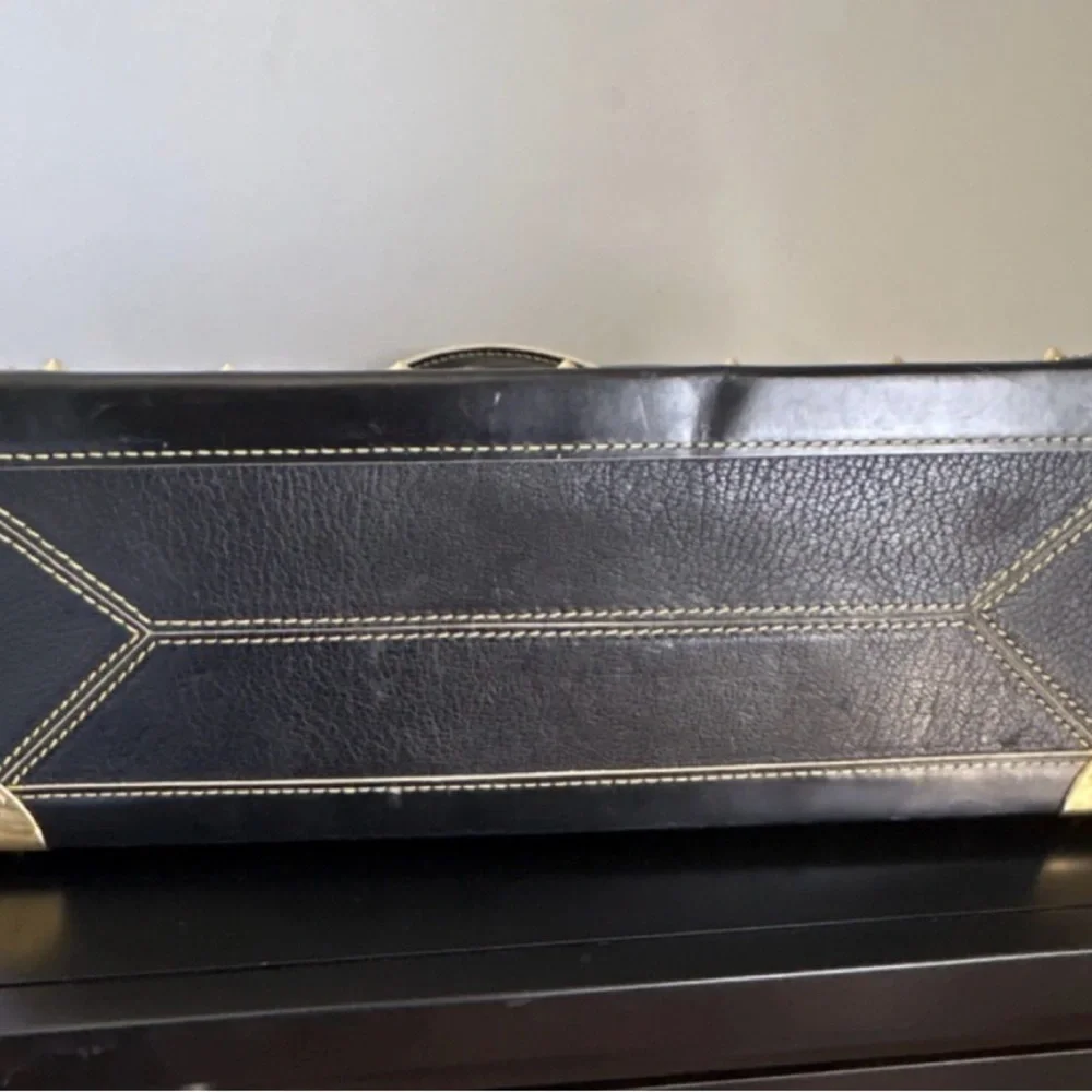 Louis Vuitton Black Leather Satchel with Gold Hardware - Picture 5 of 15